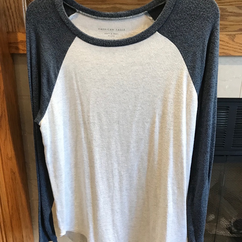 Women’s Long Sleeve Shirt